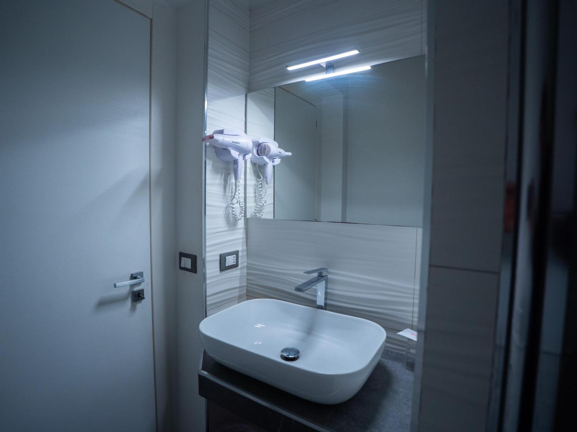 Amuri Room&Suite Palermo Bagian luar foto